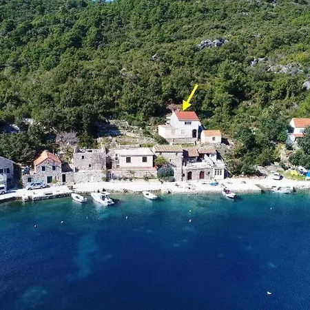 Belin - Soba S Pogledom Na Pensión 3*